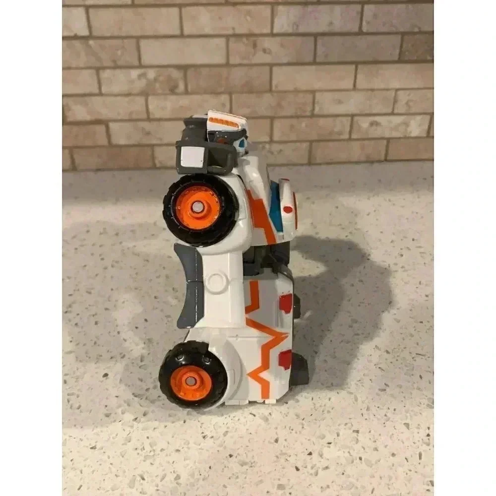 Rescue‎ Bots Playskool Heroes Medix the Doc-Bot. Bz